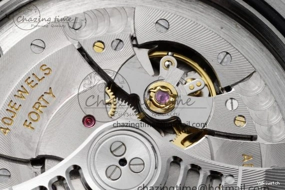 SS Jubilee on SS Best Noob Skydweller Dial White YG Edition A23J Bracelet YG 1230